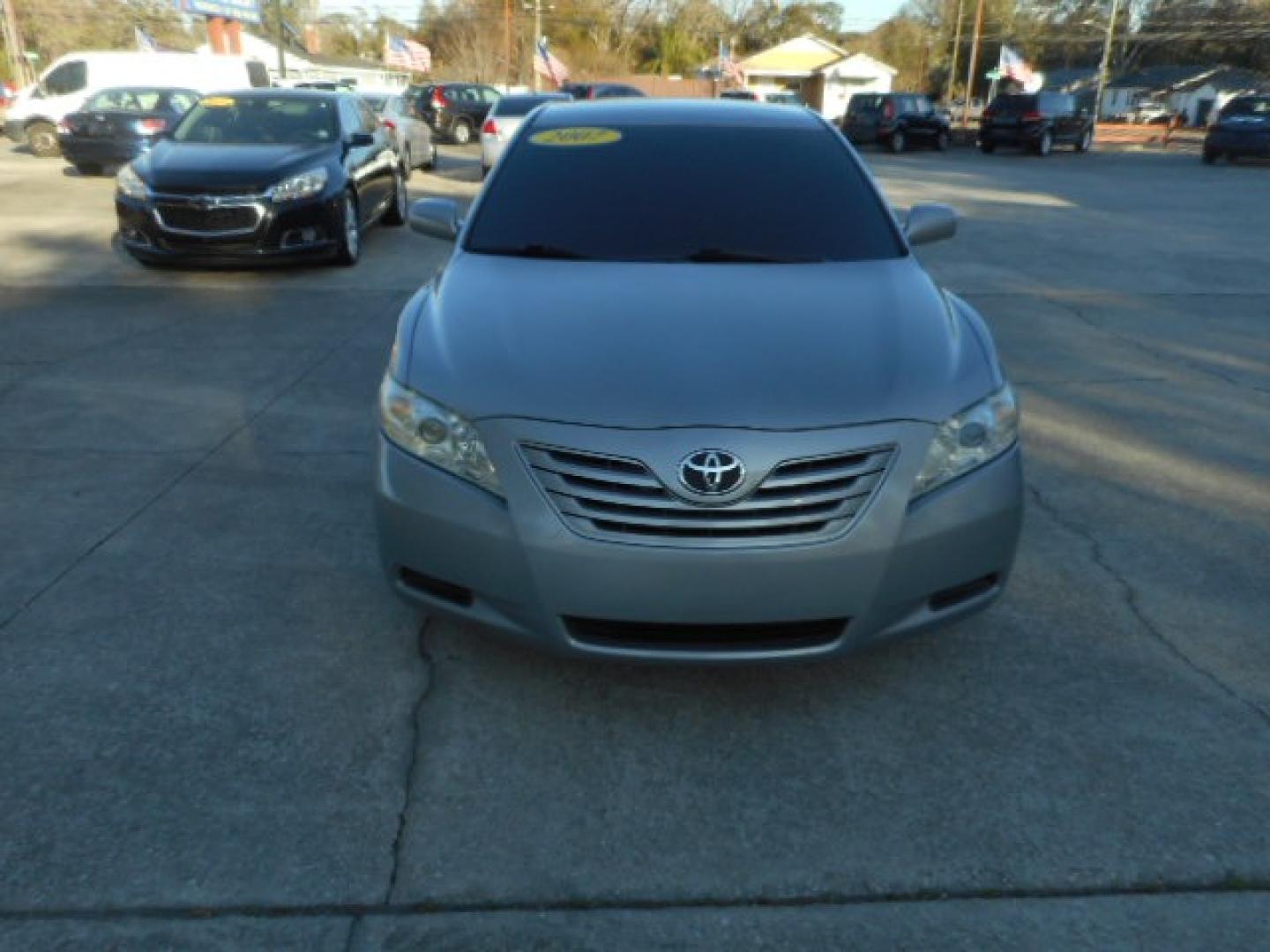 2007 SILVER TOYOTA CAMRY CE; SE; LE; XL (4T1BE46K07U) , located at 1200 Cassat Avenue, Jacksonville, FL, 32205, (904) 695-1885, 30.302404, -81.731033 - Photo#0